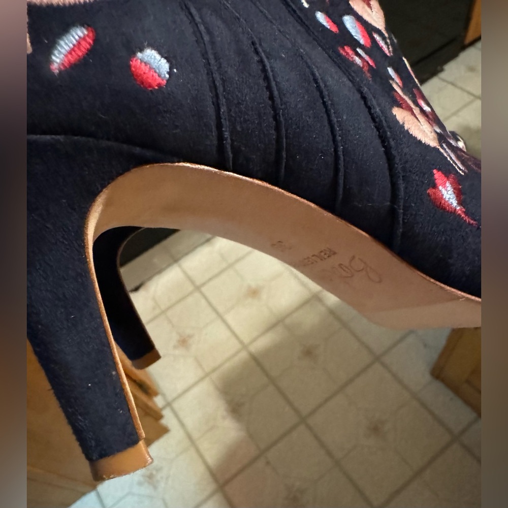 Bridgewater Ankle Boots - Picture 7 of 10